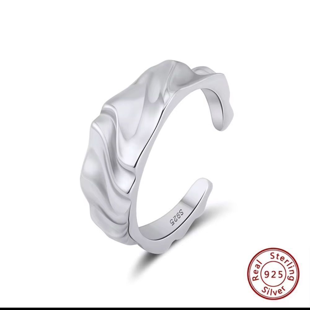 ENA 925 Sterling Silver Adjustable Wavy Hammered Ring